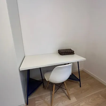 招待所 Cybernetyki2 Street Near Airport