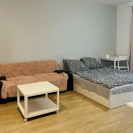 招待所 Cybernetyki2 Street Near Airport 华沙